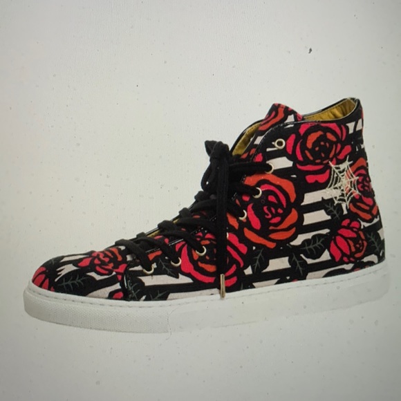 🎉Host Pick✨Charlotte Olympia Multicolor/Rose Print Canvas HighTop Sneakers SZ38 - Picture 3 of 14